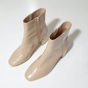 EUC Forever 21 blush nude faux patent leather heeled bootie, US 5.5, EU 36.5